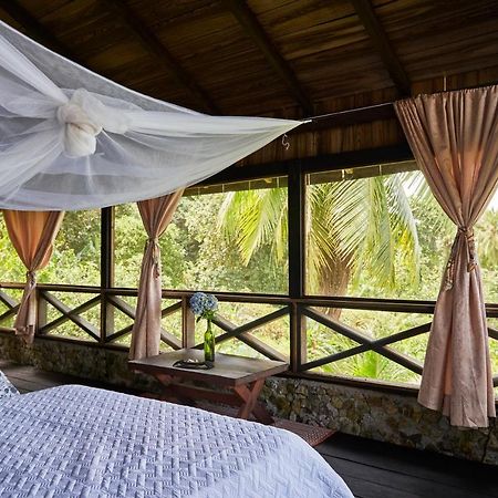 Casa Balae Hotel Nuqui Ngoại thất bức ảnh